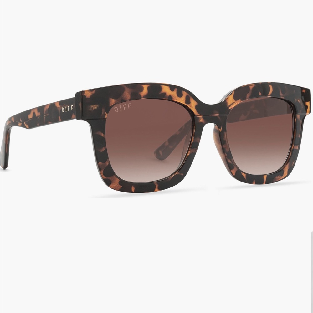 NWT DIFF 56mm Makay Square Sunglasses in Dark Tortoise